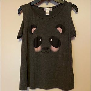 White Fawn cold shoulder shirt size XL